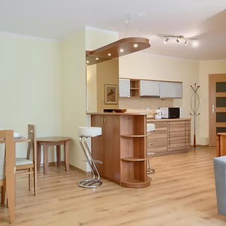 아파트 Morskie Oko, Sun & Snow 미엥지즈드로예